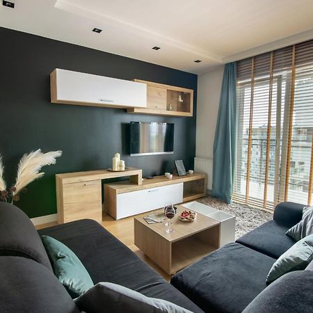 Vip Apartament Rzeszow Bagian luar foto