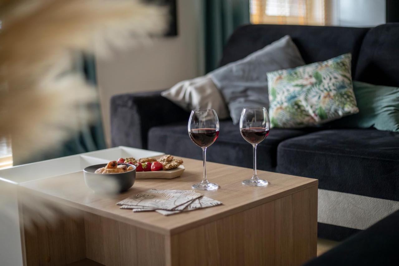 Vip Apartament Rzeszow Bagian luar foto